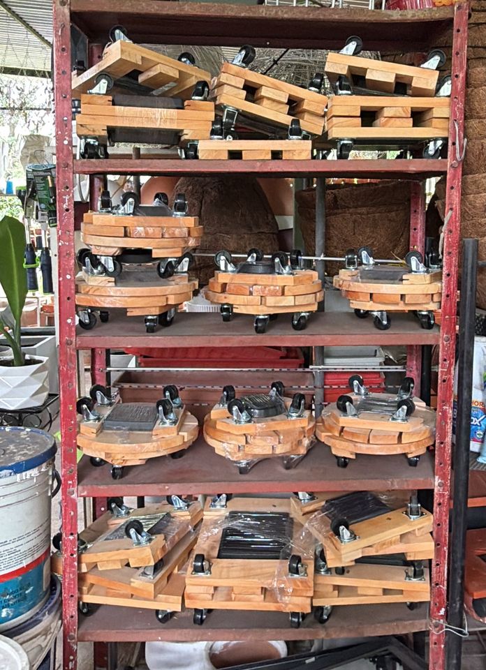 Bases de madera con ruedas, redondas y cuadradas, para mover materas grandes